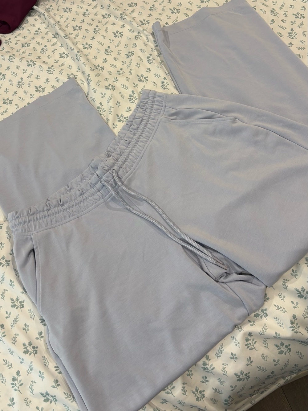 Athleta Seasoft Mid Rise Straight Pants